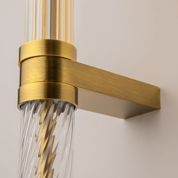 Настенный светильник (бра) Maytoni Teatro MOD287WL-02BS