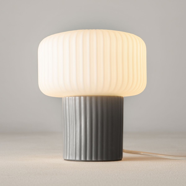 Настольный светильник Maytoni Omaggio MOD404TL-01GR