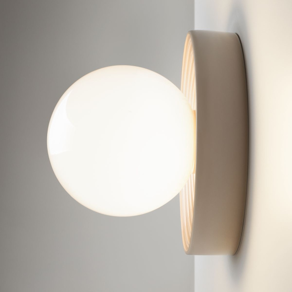 Бра Maytoni Careless MOD403WL-01BG